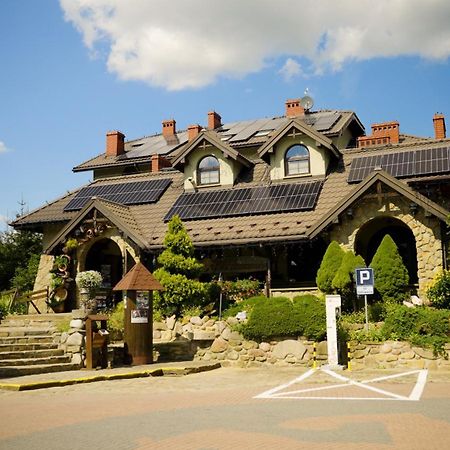 Hotel Restauracja Jas Wedrowniczek Rymanow Bagian luar foto